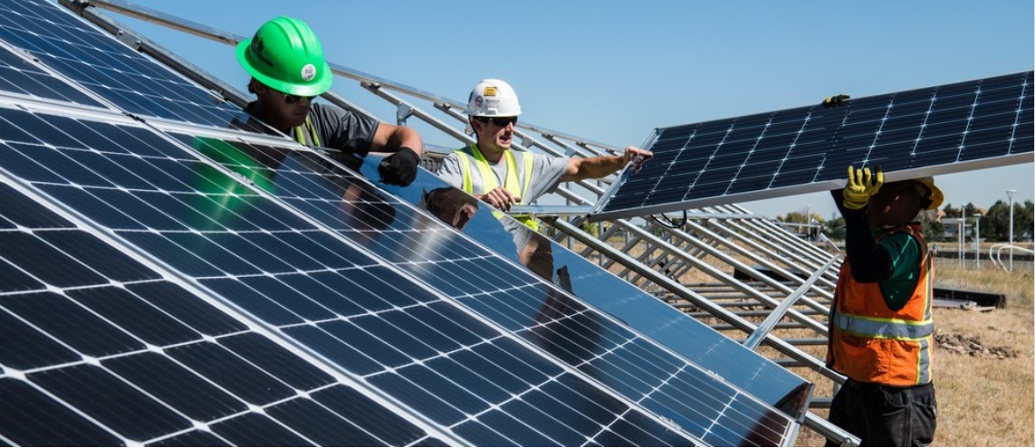 Aumentan los empleos en energías renovables