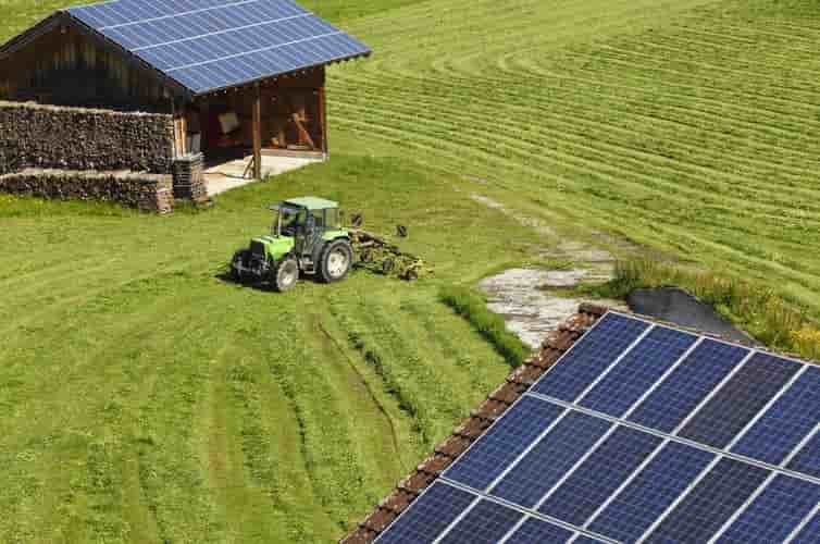 Para que las energías renovables contribuyan al desarrollo rural deben involucrar a los vecinos